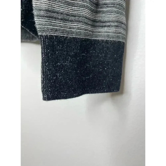 Michael Kors Link Stripe Crew Neck sweater Men’s size L NWT - Picture 3 of 8